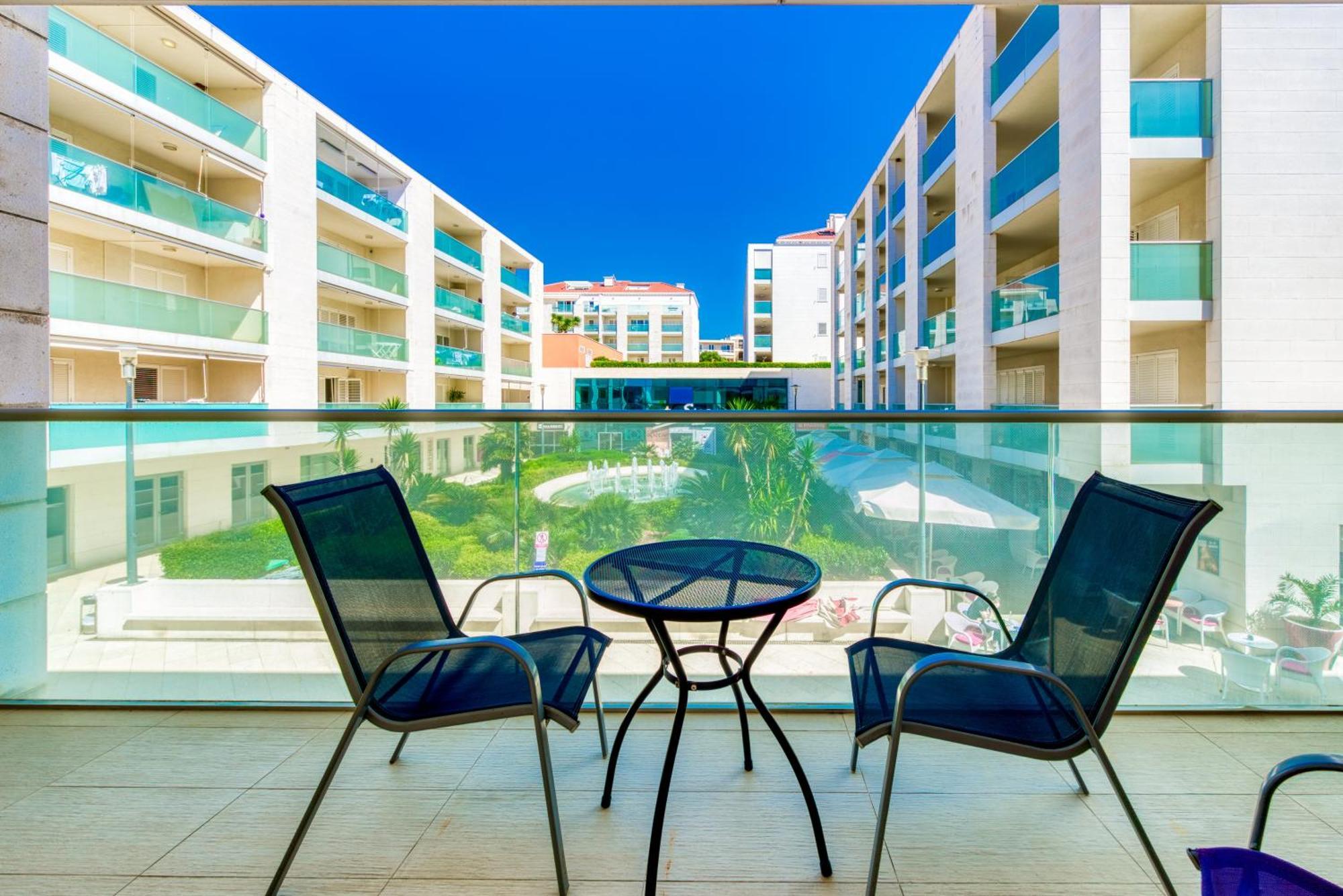 Apartments Dvori Lapad 2 Direct Sea View Dubrovnik Dış mekan fotoğraf